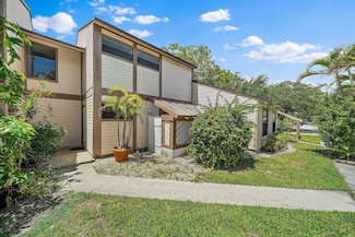 110 Sherwood Cir Unit 4B, Jupiter, FL 33458