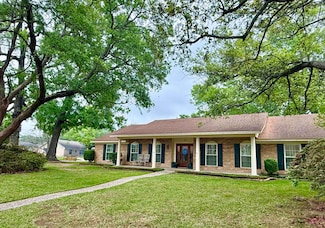 1490 Futura St, Beaumont, TX 77706