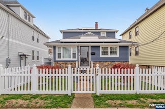 414 Banta Ave, Garfield, NJ 07026