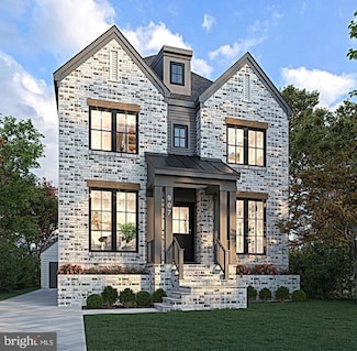 907 N Highland St, Arlington, VA 22201