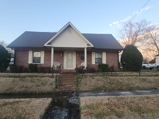 728 E Cheatham St, Union City, TN 38261