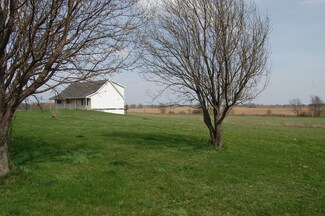 2758 N 4201st Rd, Sheridan, IL 60551
