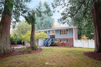3536 Pinebrook Dr SE, Olympia, WA 98501
