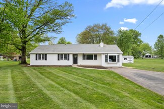 224 Oak Park Rd, Hatfield, PA 19440