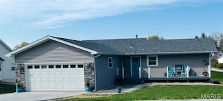 1366 Biscay Dr, Edwardsville, IL 62025