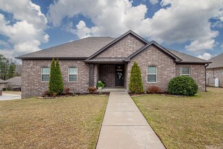 4000 Springwood Cir, Bryant, AR 72022