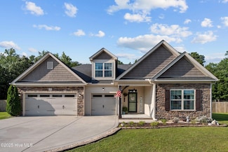 122 Mittams Point Dr, Jacksonville, NC 28546