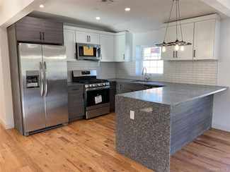 11542 175 St Unit 2, Saint Albans, NY 11434