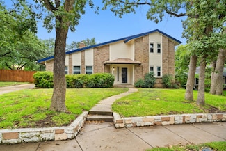 6736 Starnes Rd, North Richland Hills, TX 76182