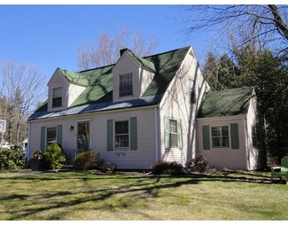 57 School St, Wayland, MA 01778