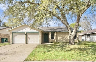 1206 Sandpiper Dr, Seabrook, TX 77586
