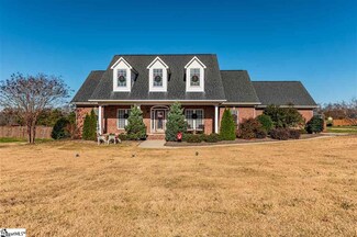 118 Belair Dr, Gray Court, SC 29645