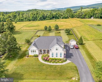 35987 Birch Hollow Ln, Purcellville, VA 20132