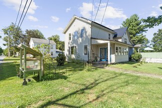 127 Langley Rd, Amsterdam, NY 12010