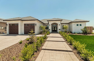 4302 S Chatham St, Visalia, CA 93277