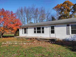 2448 Katie Ln, Parma, MI 49269