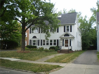 18223 Winslow Rd Unit 3, Shaker Heights, OH 44122