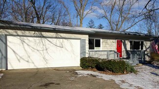 2331 Parkcrest Dr, Fort Wayne, IN 46825
