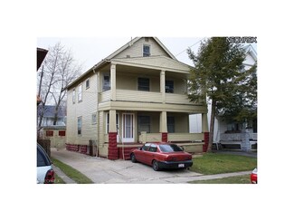 2060 W 99th St, Cleveland, OH 44102