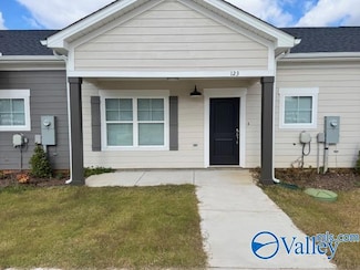 123 Foster Way Dr, Huntsville, AL 35806