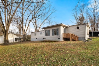 97 Circle Ln, Burnside, KY 42519