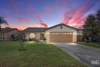 1102 Astor Ave, Bakersfield, CA 93307