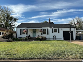 2509 Shawnee Dr, Great Bend, KS 67530