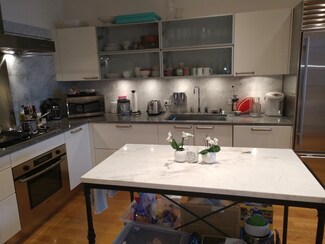360 Newbury St Unit 609, Boston, MA 02115