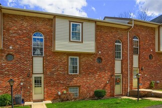 2605 Timberglen Dr Unit 405E, Imperial, PA 15126