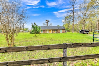 481 County Road 2084, Liberty, TX 77575