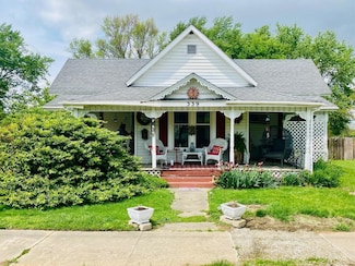 339 W Mound St, Sabina, OH 45169