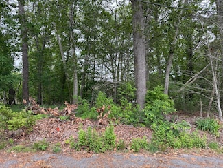 11 Lane Rd, Dennis Port, MA 2639