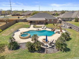 115 Castle Breeze Dr, Seguin, TX 78155
