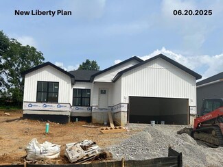 2222 Pine Tree Ln, Union Township, IN 47143