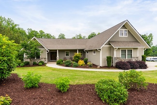 5 Maxfli Ct, Travelers Rest, SC 29690