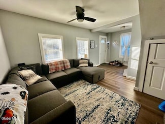 1016 4th St, Rensselaer, NY 12144