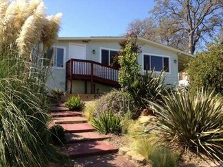 75 Montrose Dr, Oroville, CA 95966