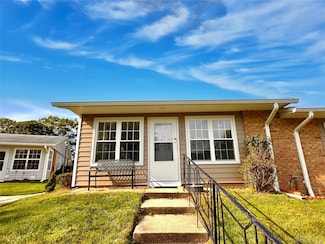 276 Berwick Ct Unit A, Ridge, NY 11961