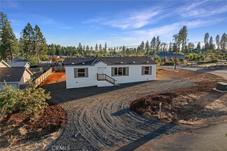 1390 Salisbury Ln, Paradise, CA 95969