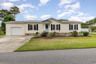 4462 Manitook Dr, Little River, SC 29566