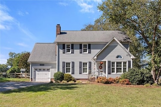 3819 Oak Forest Dr, High Point, NC 27265