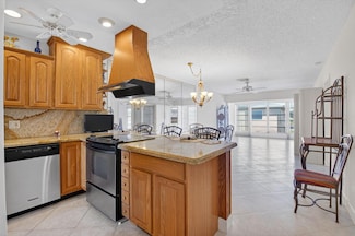 1111 Lemon Tree Terrace Unit 204, Delray Beach, FL 33445