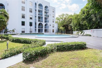 9460 Fontainebleau Blvd Unit 132, Miami, FL 33172