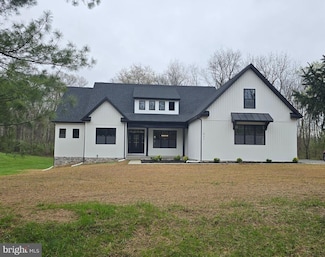 511 Acorn Cir, Harpers Ferry, WV 25425