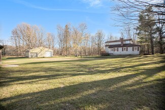9542 N Darr Rd, Free Soil, MI 49411
