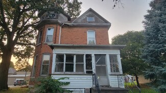 505 Paddock Ave, Ashton, IL 61006