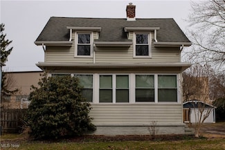 453 S Firestone Blvd, Akron, OH 44301