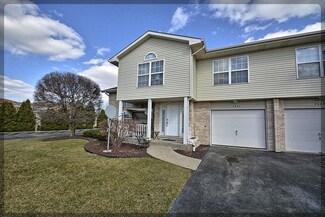 7241 Arbor Ln Unit 457241, Justice, IL 60458