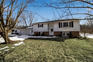 8534 East Ave, Gasport, NY 14067