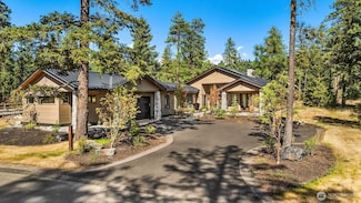 1971 Wanawish Loop, Cle Elum, WA 98922